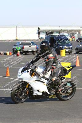 media/Apr-10-2022-SoCal Trackdays (Sun) [[f104b12566]]/Around the Pits/